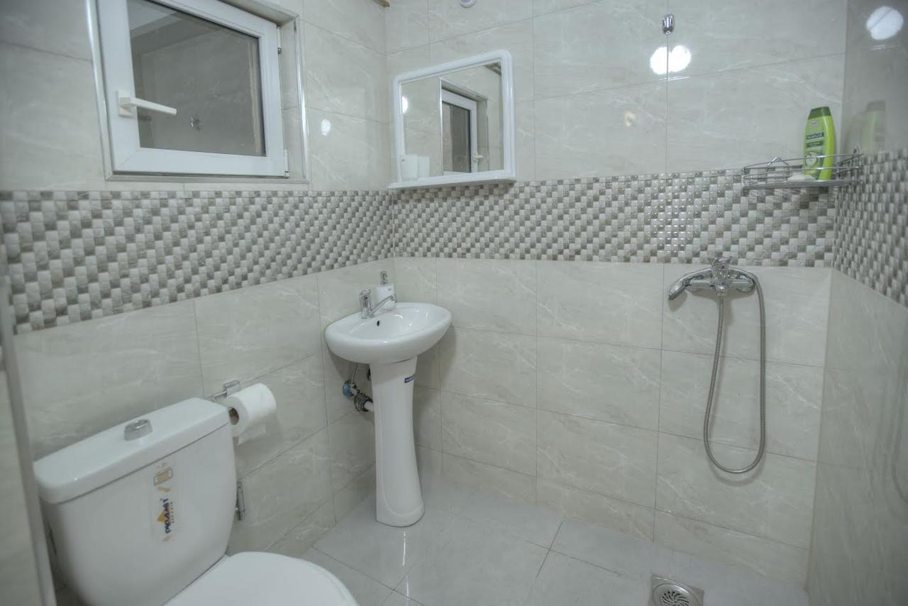 Guest House Prishtine מראה חיצוני תמונה